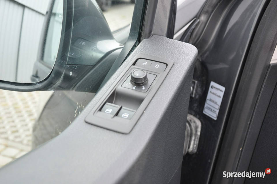 Volkswagen Caravelle 20TDI 150 Comfortline 8os Stalowa Wola