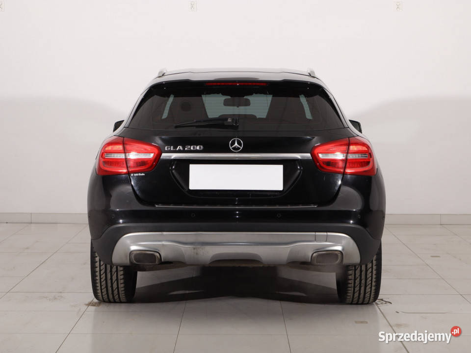 Mercedes GLA GLA 200 klimatyzacja Piaseczno sprzedam