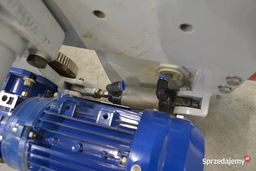 6575 PODAJNIK DO STRUGARKI CZTEROSTRONNEJ małopolskie Biertowice