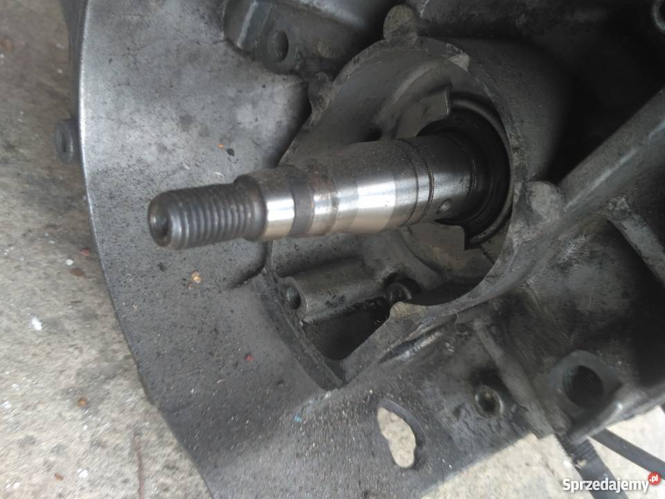 Kartery z wałem na tarczę Yamaha aerox Silniki i osprzęt Cyców