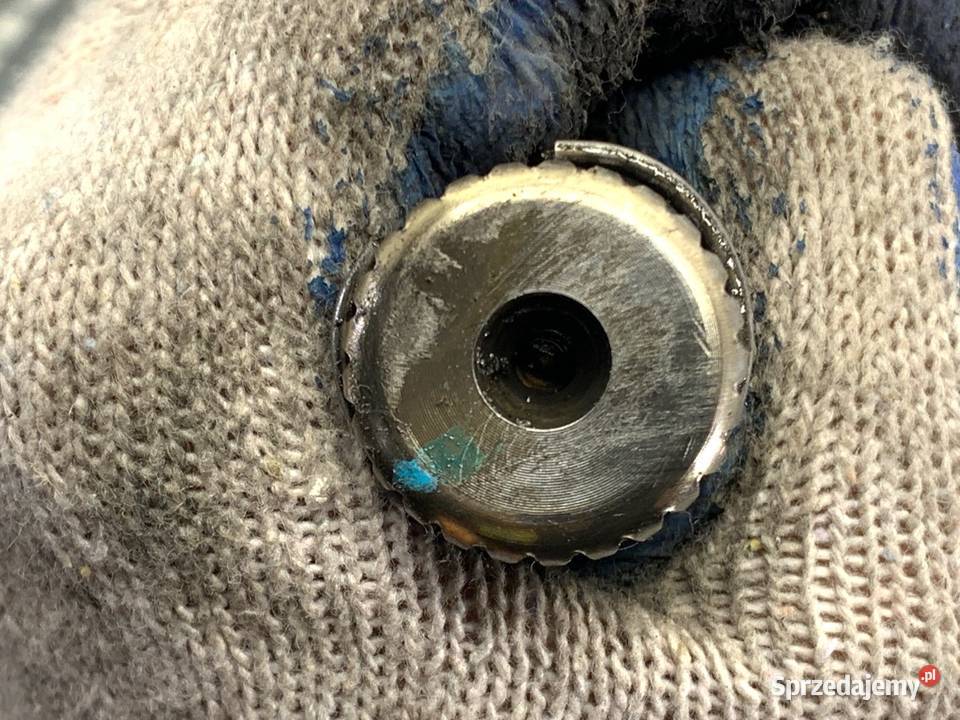 PÓŁOŚ PRAWY PRZÓD KIA CEED 14 100 1218 PRZEGUB