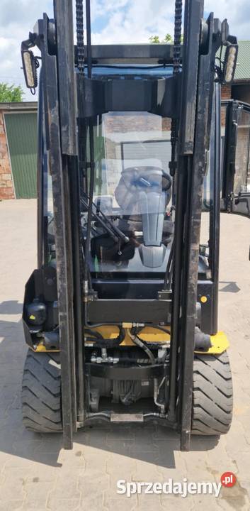 Wózek widłowy elektryczny CAT EP30CN Proszowice