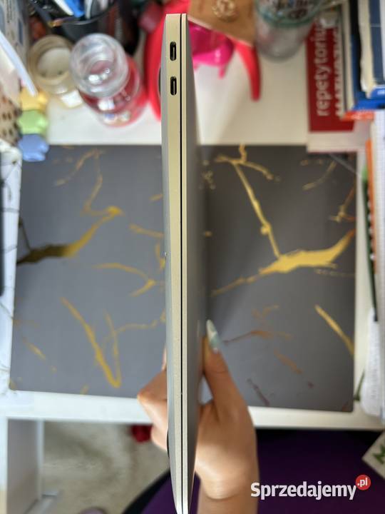 MacBook Air 13 Retina z 2020 roku 8GB Zakopane sprzedam
