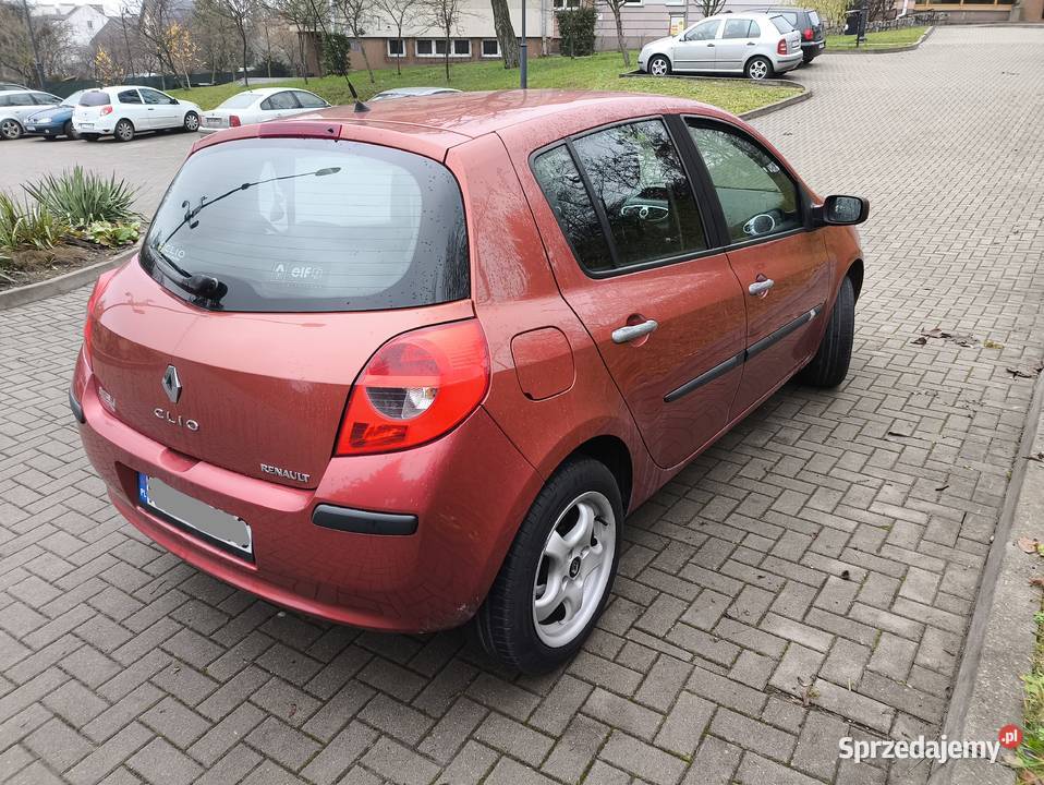 Renault Clio 16 Benzyna Podgrzewane Fotele Chełm sprzedam