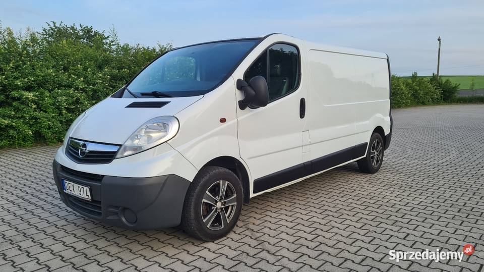 Opel Vivaro 20 CDTI Long hak Miechów