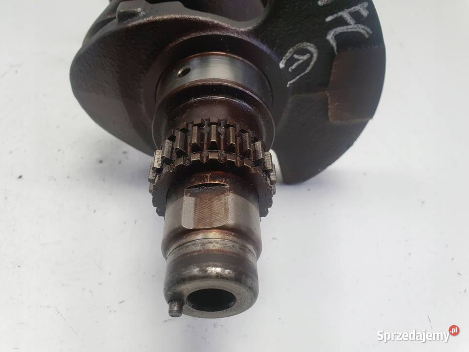 Hyundai i30 16 16V WAŁ KORBOWY Nominał oryginał Rudka