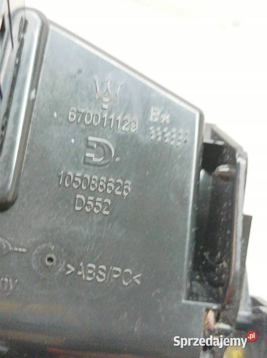 POPIELNICZKA SCHOWEK TUNELU 670011129 Maserati osobowe