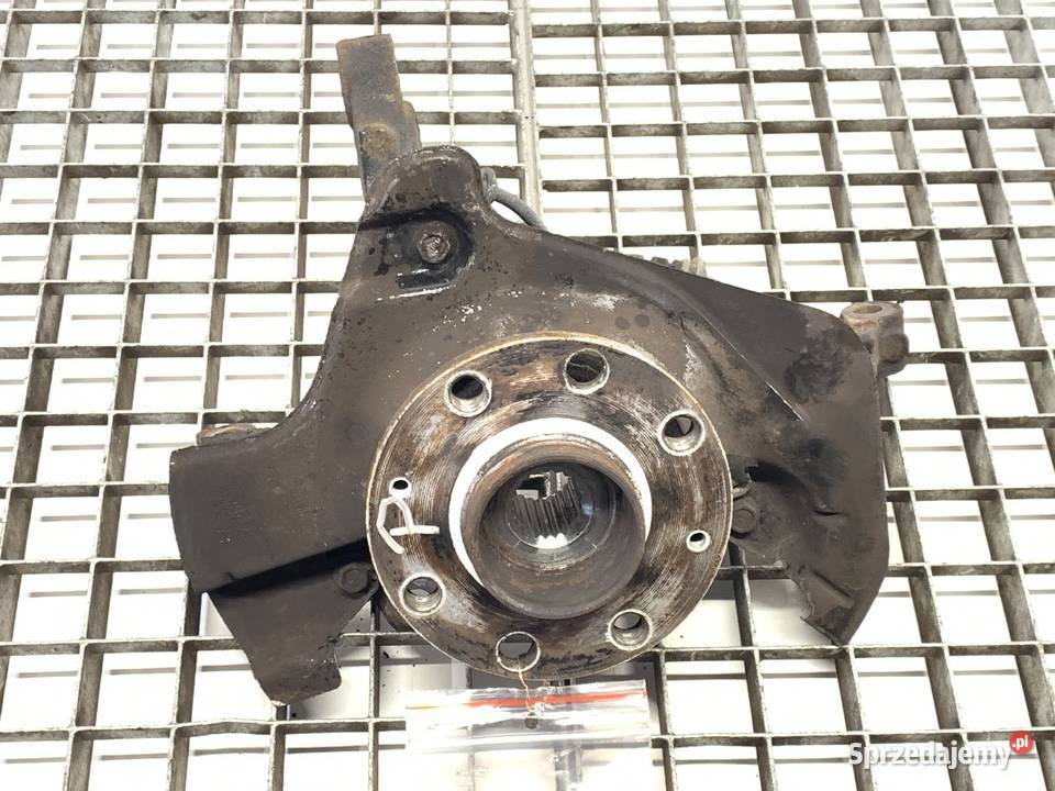 ZWROTNICA PRAWY PRZÓD OPEL CORSA E 14 90 osobowe Zwrotnice