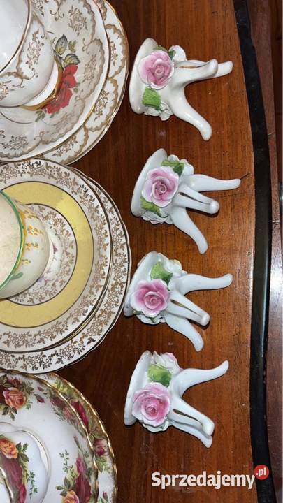 Świecznik Z porcelanowymi kwiatkami Niemcy Lata Porcelana i szkło pomorskie Gdańsk