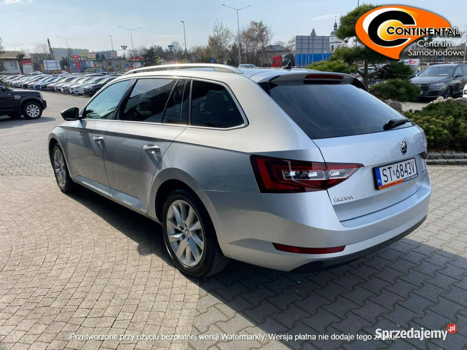 koda Superb Polski salon FVat 23 III 20152023 światła do jazdy dziennej Samochody osobowe Żory