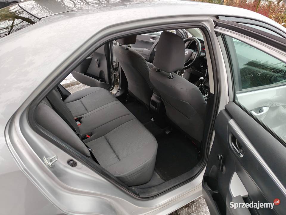 Corolla 14 LPG LIFT 2017 Salon Poznań