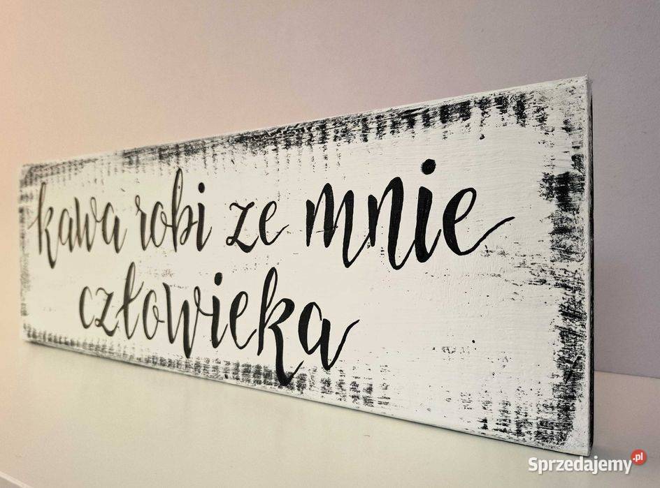 Ręcznie malowana deska z napisem kawosza