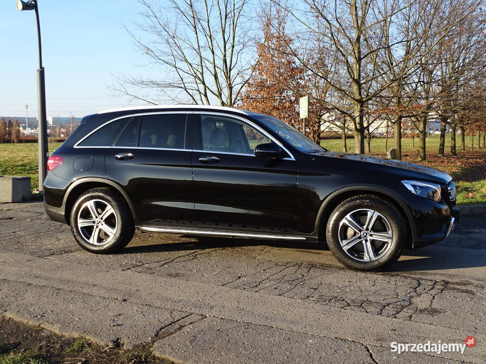 Mercedes GLC polski salon bezwypadkowy szyby elektrycznie ustawiane fotele podkarpackie Rzeszów