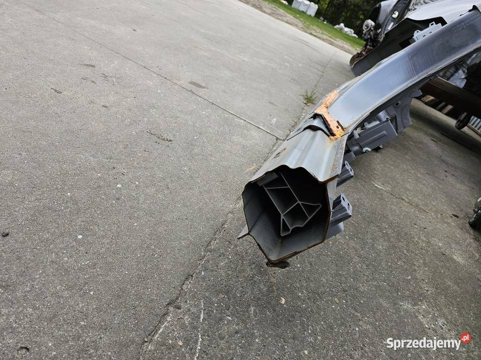 Volvo xc90 II tylnych błotnik z klapą wlewu małopolskie Tarnów