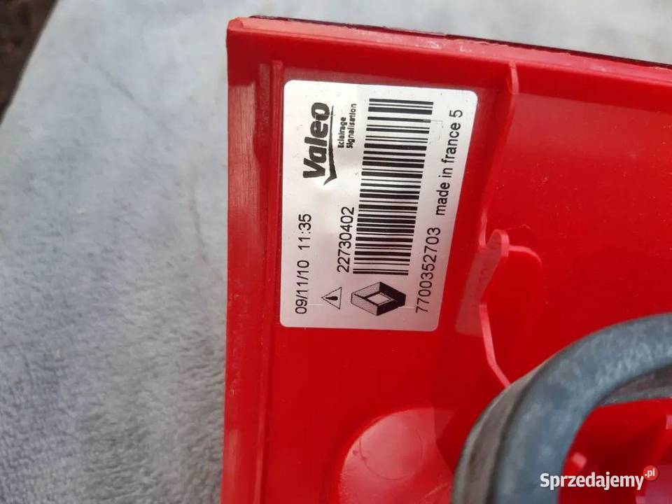 Lampa tylna prawa Renault Master II 7700352703 osobowe dolnośląskie