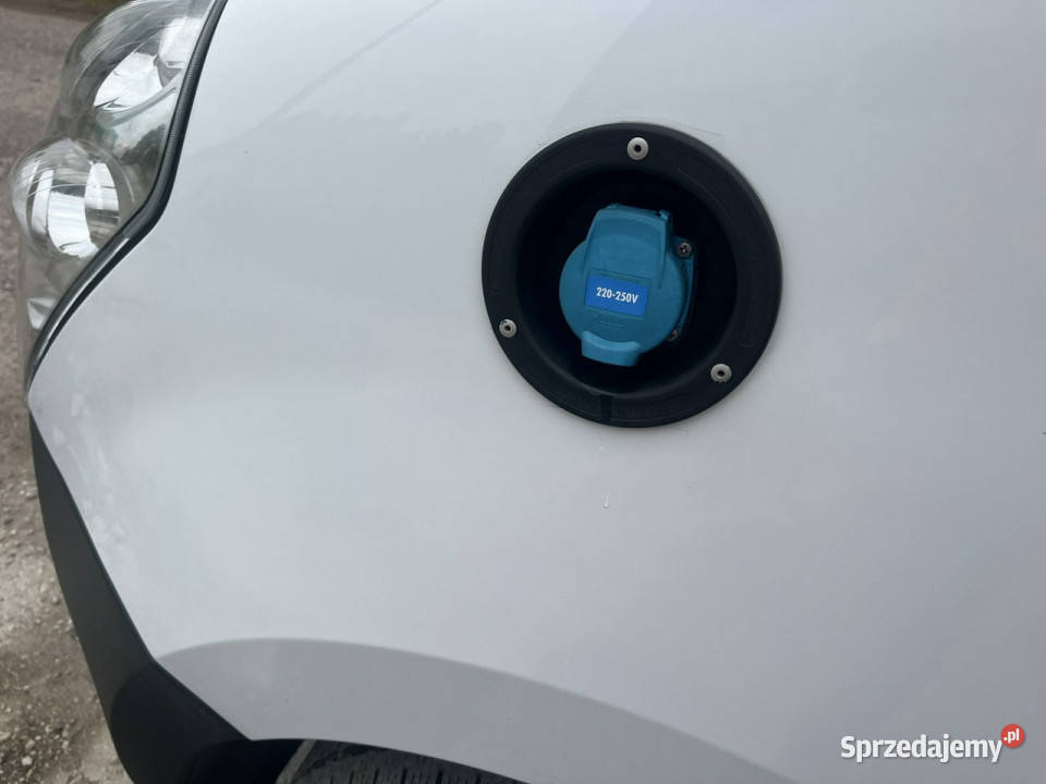 Opel Movano Karetka ambulans świętokrzyskie Zagnańsk sprzedam