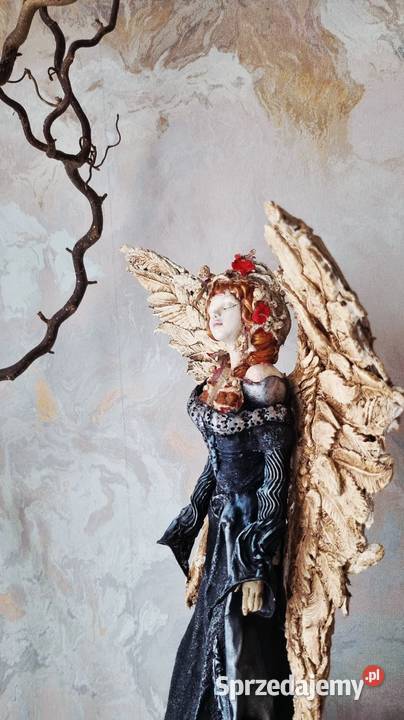 Piękny anioł z kwiatami we włosach Zamość sprzedam