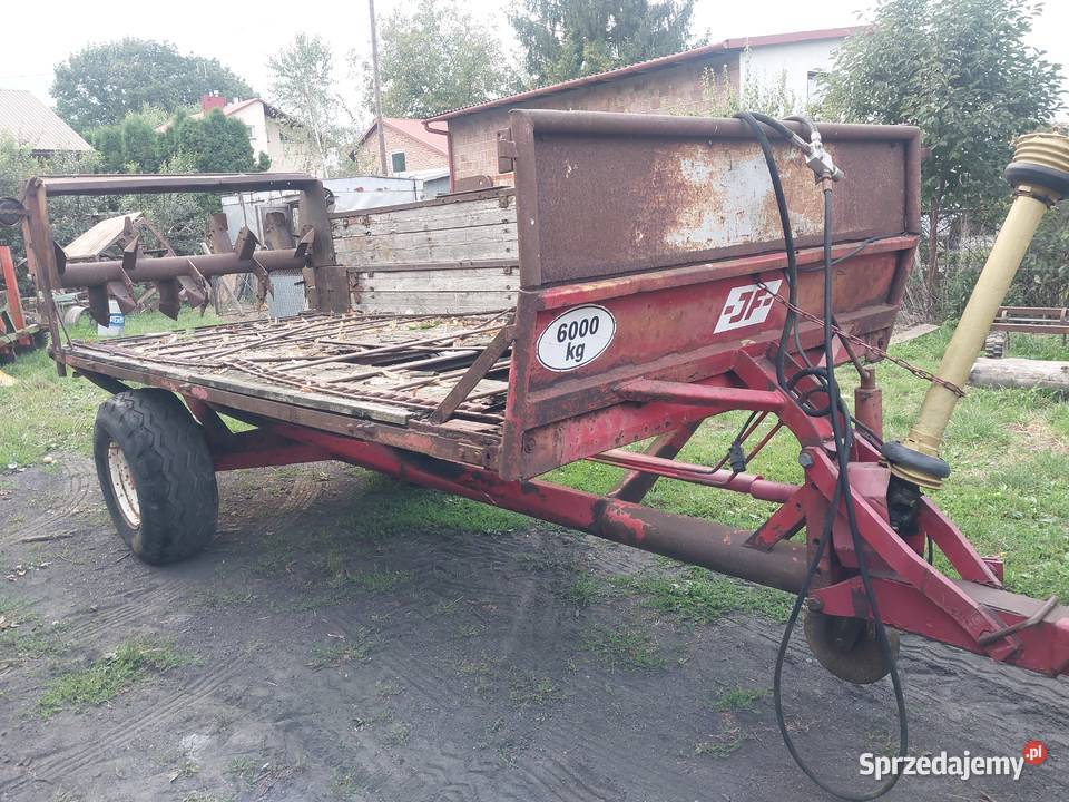 Przyczepa rozrzutnik 6t Łańcut
