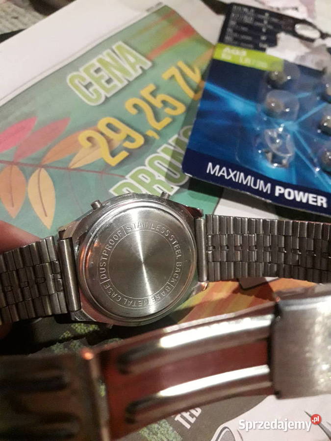 ZEGAREK 45 LETNI JEST NOWY PIERWSZY RAZ JEST W mazowieckie Warszawa