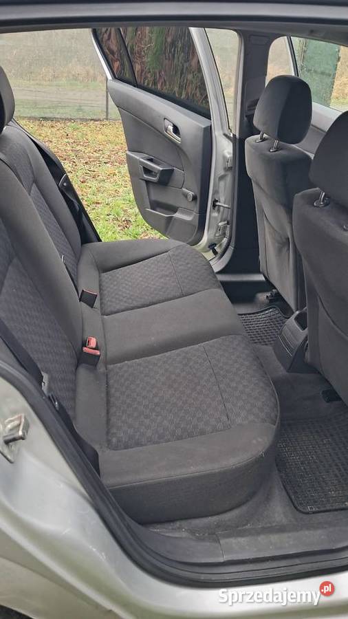 Opel astra h 16 benzyna Stepnica sprzedam