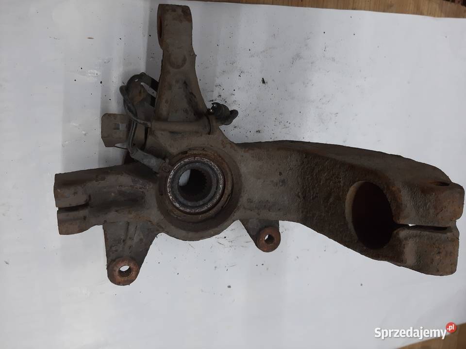 Renault Scenic II 19 DCI piasta zwrotnica lewa