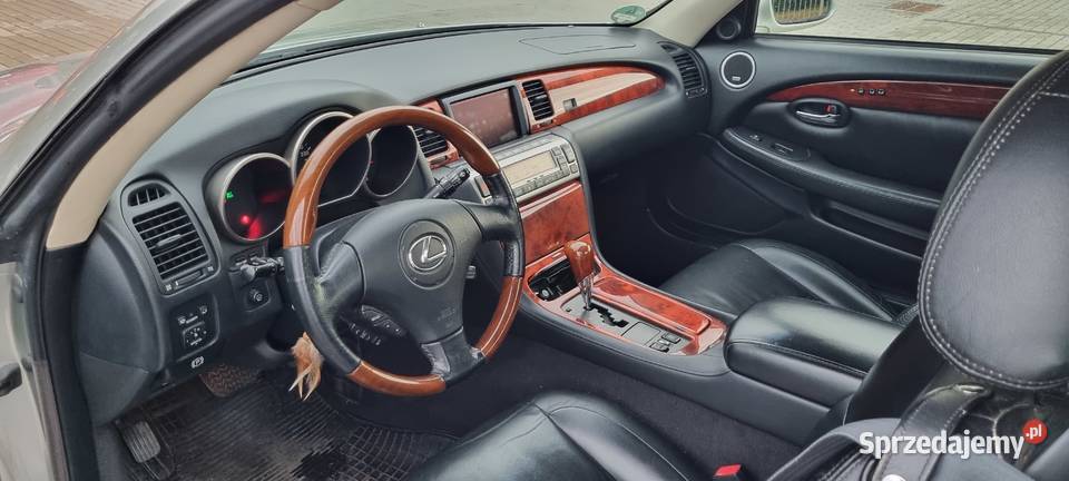 Lexus SC430