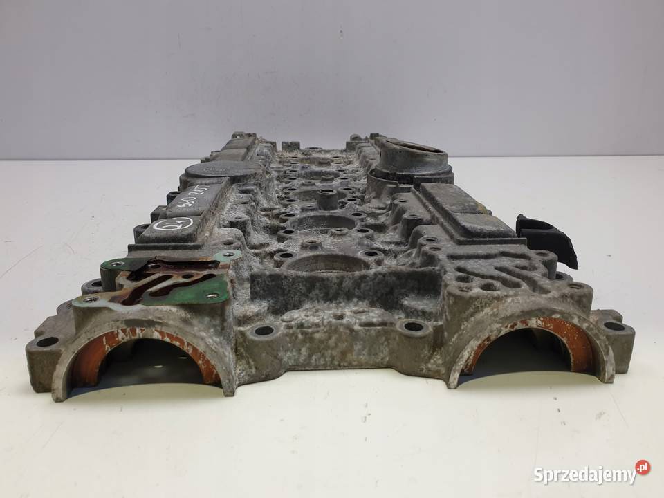 Volvo S60 V70 II 20 24 T POKRYWA ZAWORÓW 1001761 osobowe