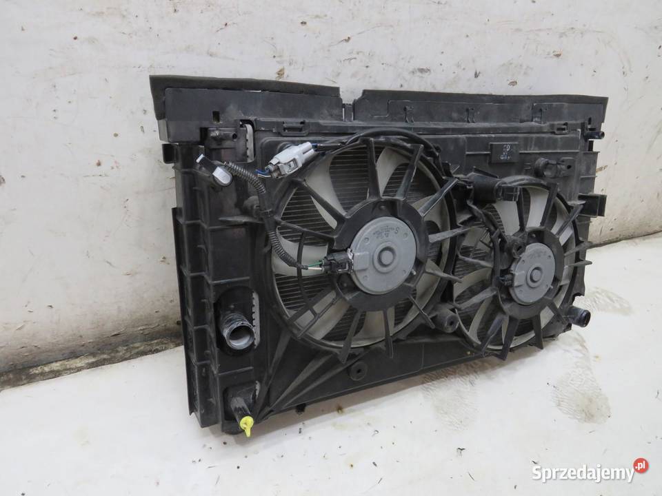 CHŁODNICE KOMPLET CHŁODNIC PRIUS 3 III LIFT 18 B Chłodnie wody sprzedam