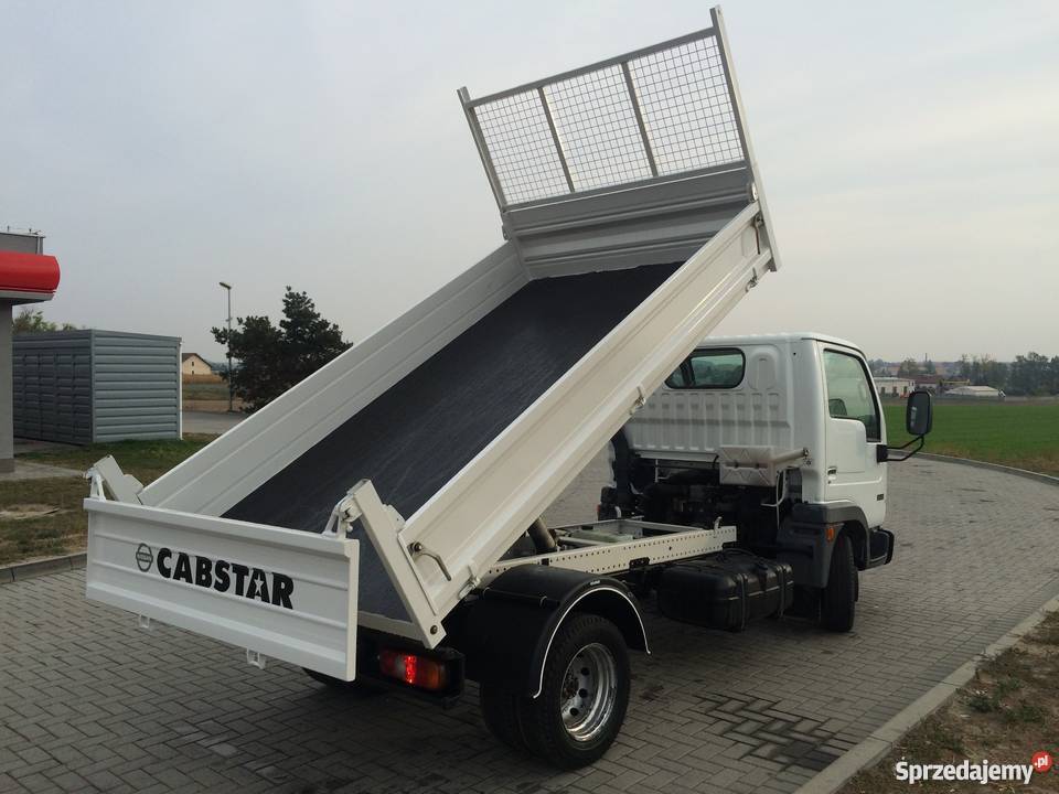 NISSAN CABSTAR 3513 KIPPER WYWROTKA SUPER STAN biały Samochody dostawcze wielkopolskie Piekarzew
