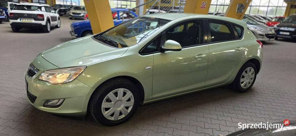 Opel Astra OPIS W podanej roczna gwarancja J Mysłowice