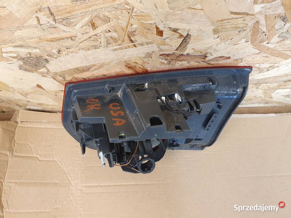 BMW F30 LIFT USA LAMPA LEWA TYLNA LEWY TYŁ Międzychód