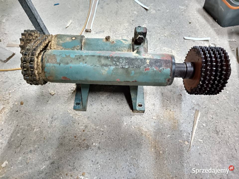 Wałek posuwu strugarki czterostronnej Tos Przasnysz