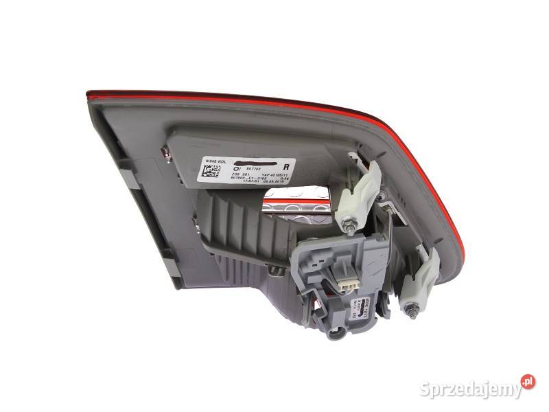 Mercedes W246 1114 Lampa tylna prawa łódzkie Łódź