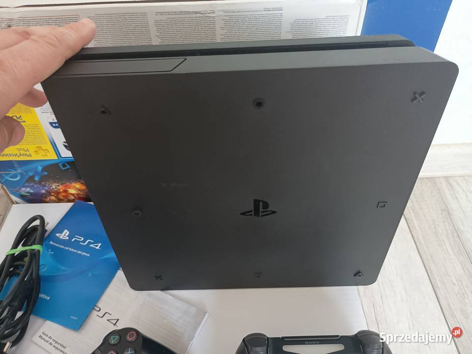 Konsola Sony Playstation 4 slim dolnośląskie Legnica