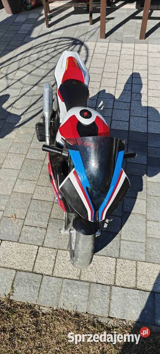 Motorek motor elektryczny BMW HP4 Race 12V