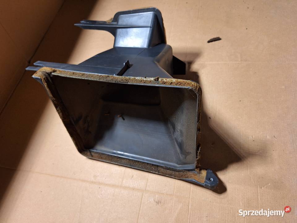 Kanał powietrza nawiewu TOYOTA Denso 8721135150 osobowe Brzesko