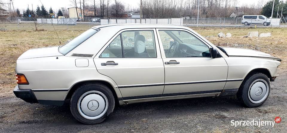 MERCEDES W201 E190 CZWARTKA PTAWY TYŁ mazowieckie Radom