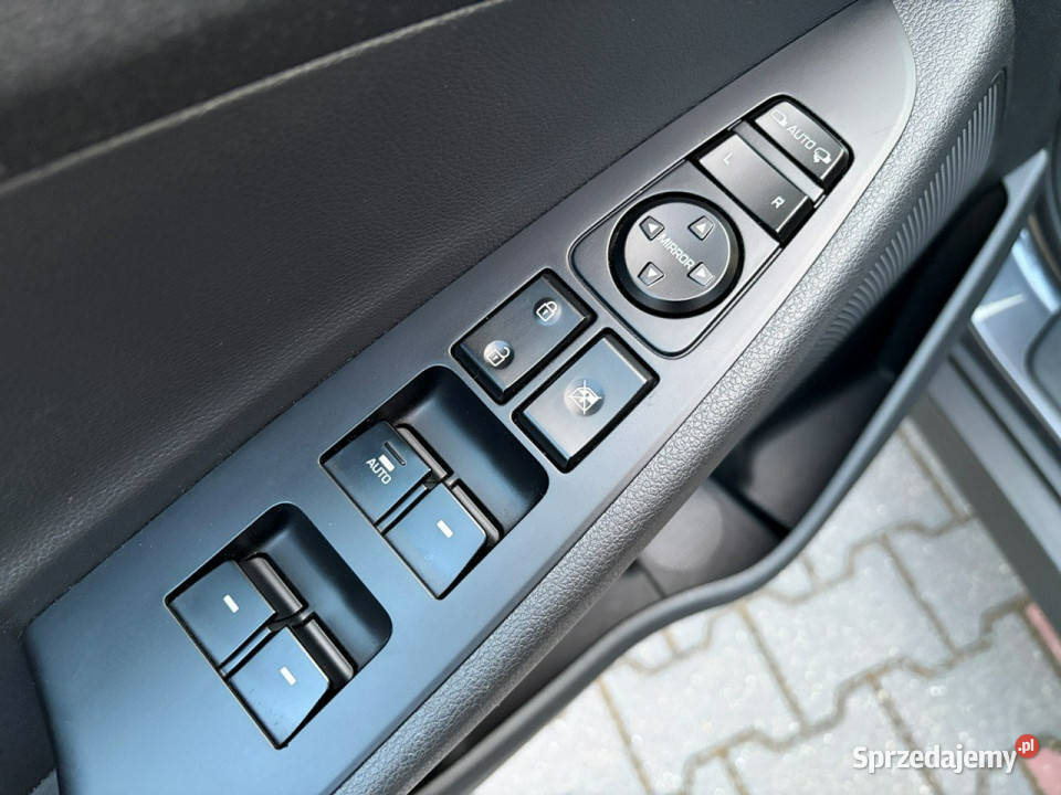 Hyundai Tucson 17 CRDI Kamera cofania Panorama relingi dachowe Lipówki