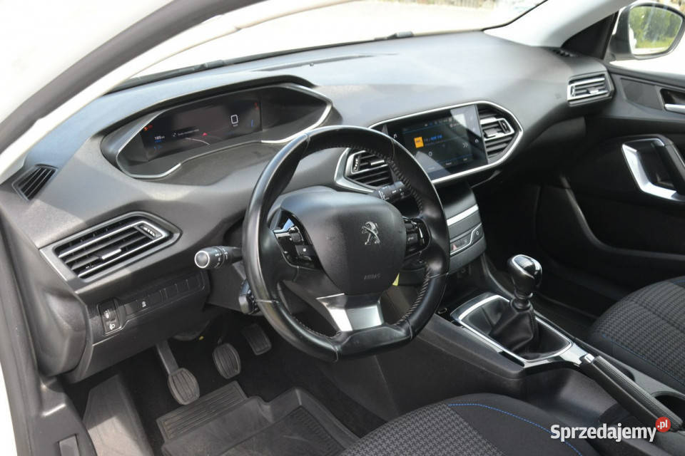Peugeot 308 SW lifcie 15 diesel 102 MODEL 2021R Kęty