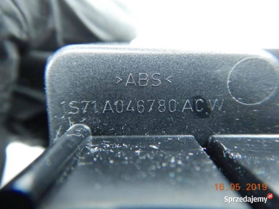SCHOWEK KONSOLI FORD MONDEO 0007 1129170