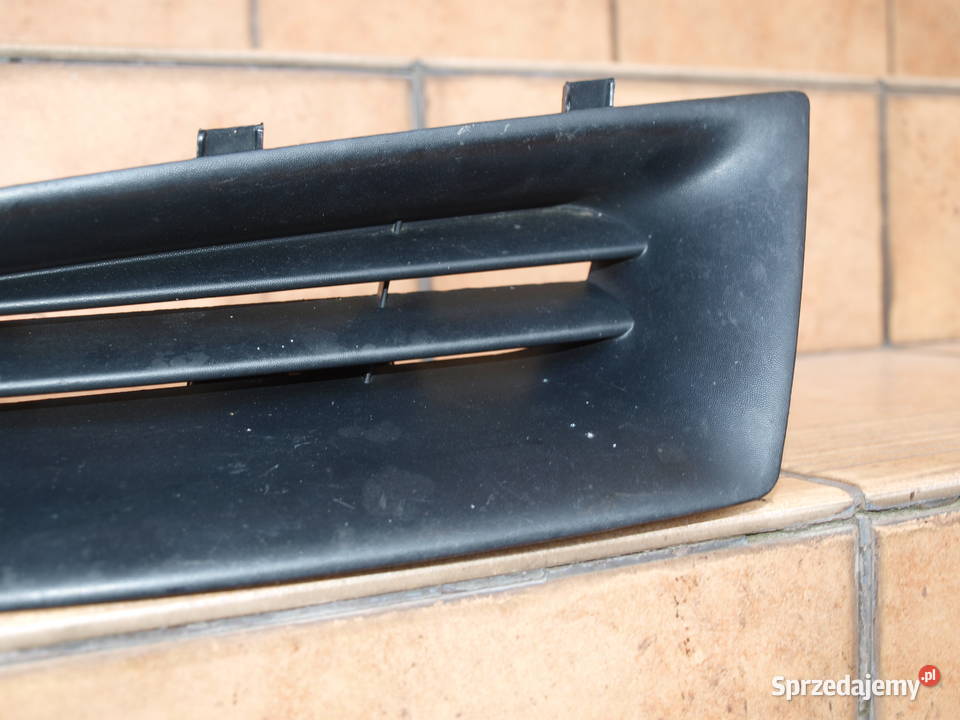 Renault Clio 3 grill kratka atrapa przód lewa Kalisz