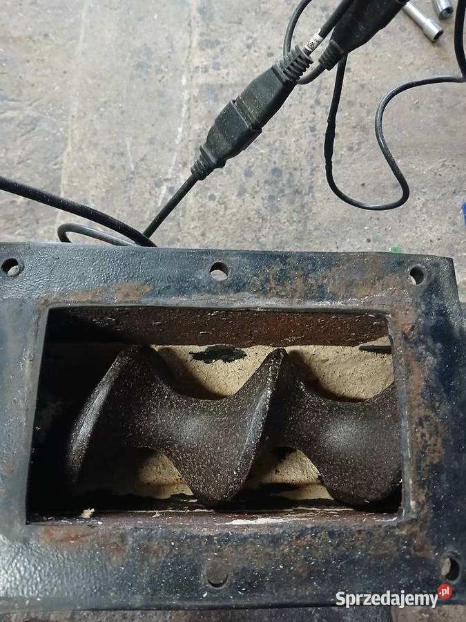 Zbiornik z palnikiem i podajnikiem na ekogroszek Opole