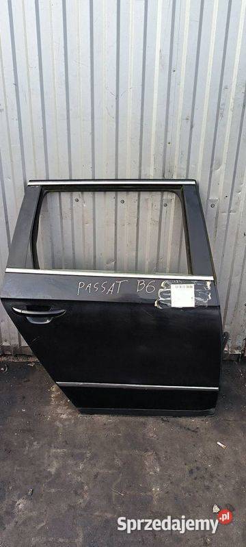 DRZWI PRAWE TYŁ VOLKSWAGEN PASSAT B6 LC5F Pozostałe Lipno