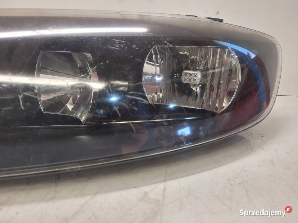 REFLEKTOR LEWY ZWYKŁY AUDI Q7 4L 4L0941003K UK Przystajń sprzedam