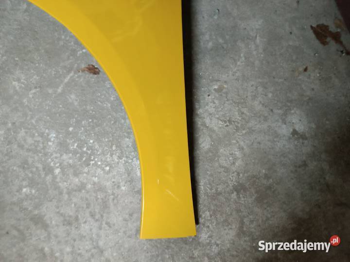 Błotnik lewy przód Peugeot 208 II żółty KLT Błotniki wielkopolskie sprzedam