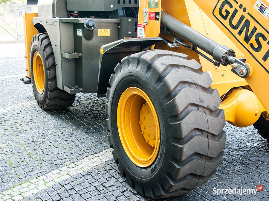 Koparko ładowarka kołowa Gnstig B918 Kęty sprzedam