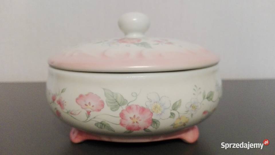 Szkatułka puzderko porcelana Porcelana i szkło Warpechy Stare
