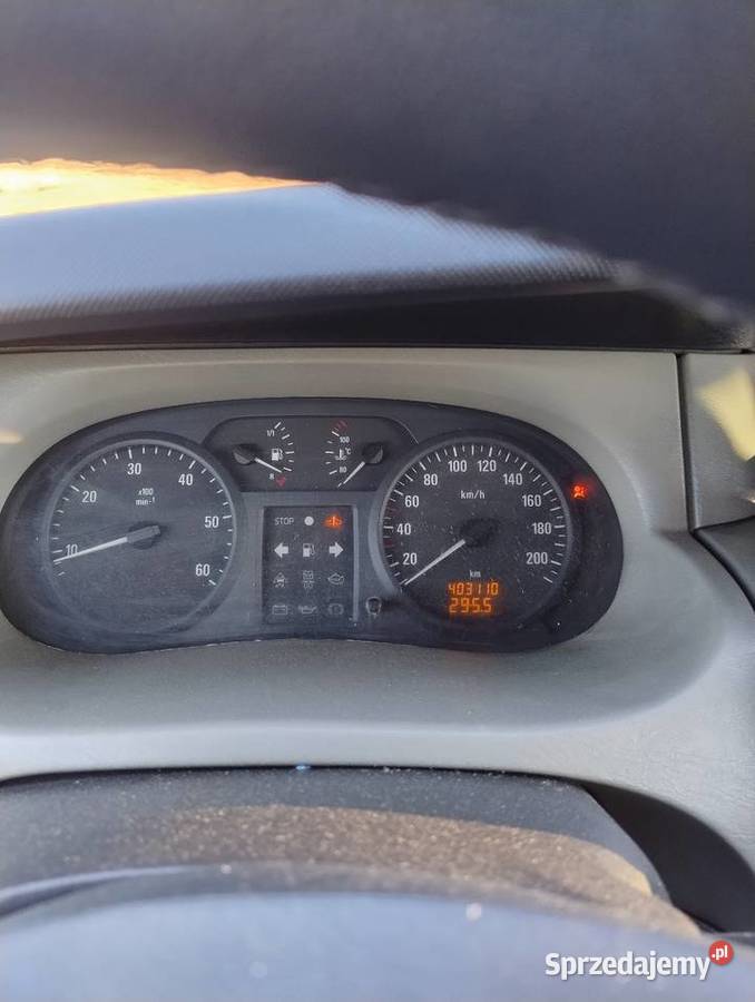 Opel Vivaro 19 dti 9 osobowy bus Adamówka