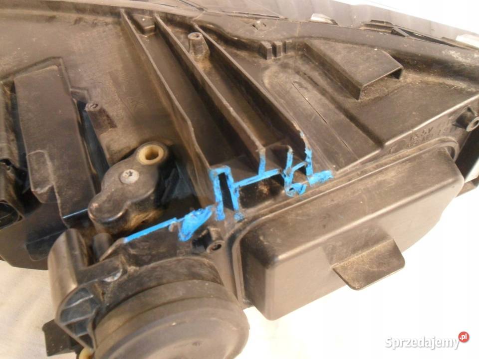 Lampa Przednia Prawa VW Passat B8 Nowy Tomyśl