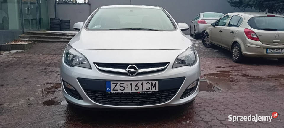 Opel Astra Enjoy 16 115 salon Polska J 20092019 Sedan / Limuzyna Łódź